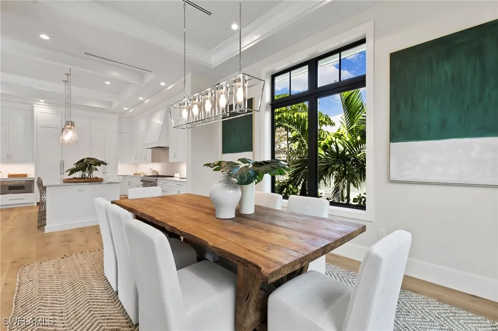 1191 7th Avenue N Naples FL 34102