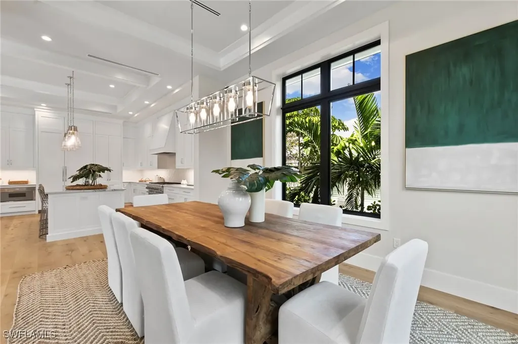 1191 7th Avenue N Naples FL 34102
