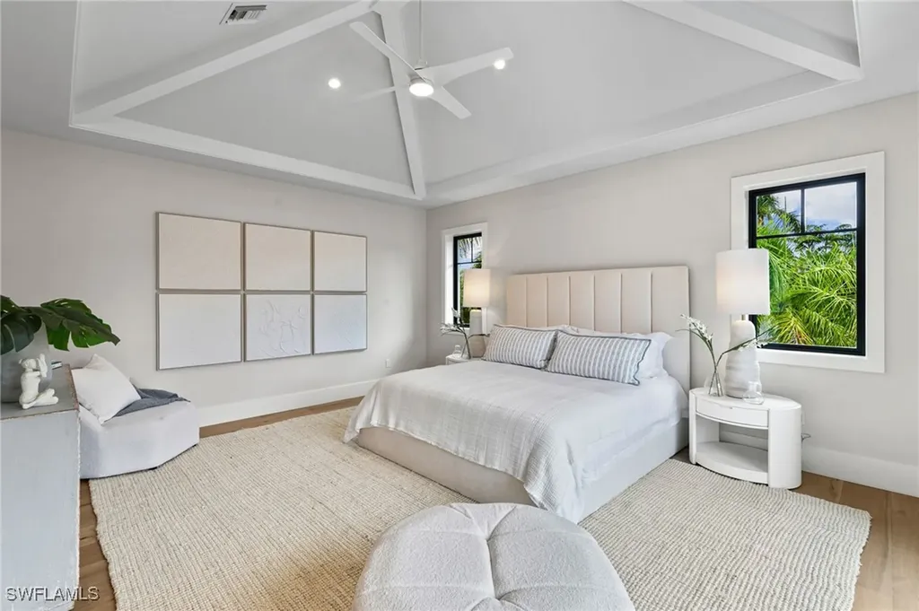 1191 7th Avenue N Naples FL 34102