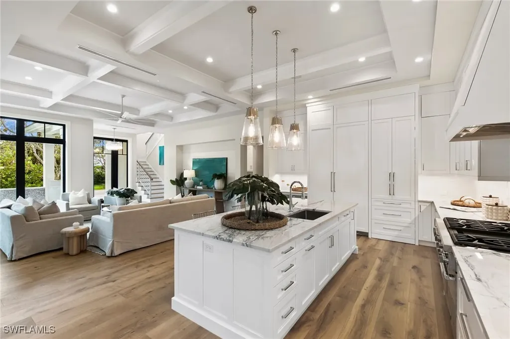 1191 7th Avenue N Naples FL 34102