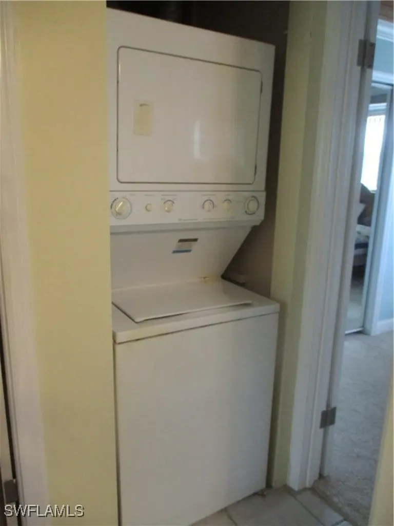 3225 E Riverside Drive Fort Myers FL 33916