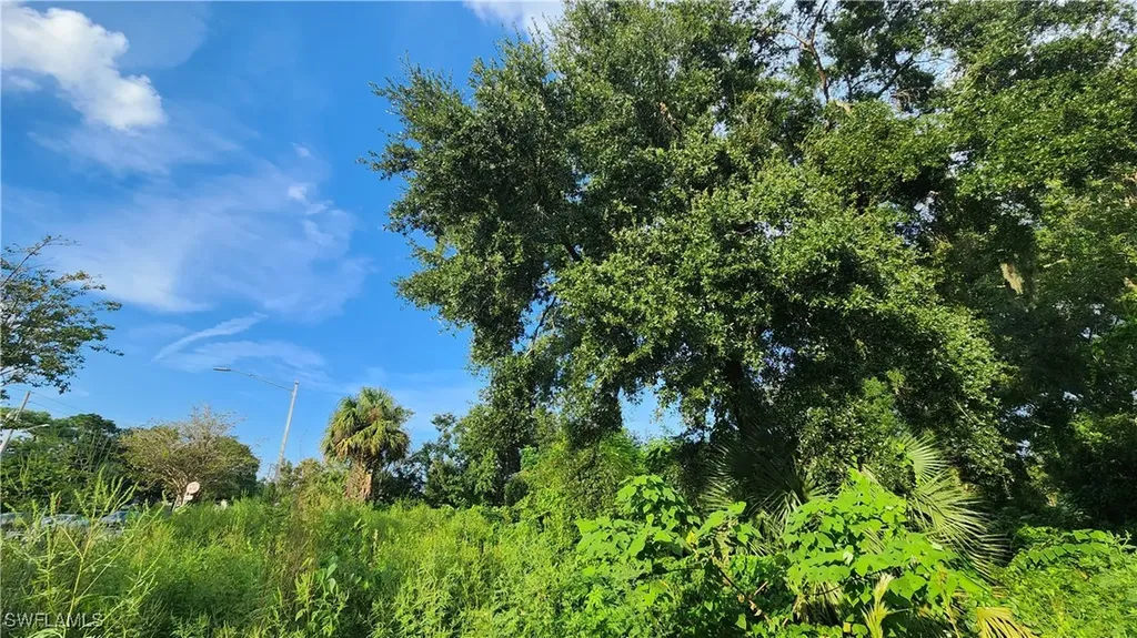 2201 S Goldenrod Road Orlando FL 32822