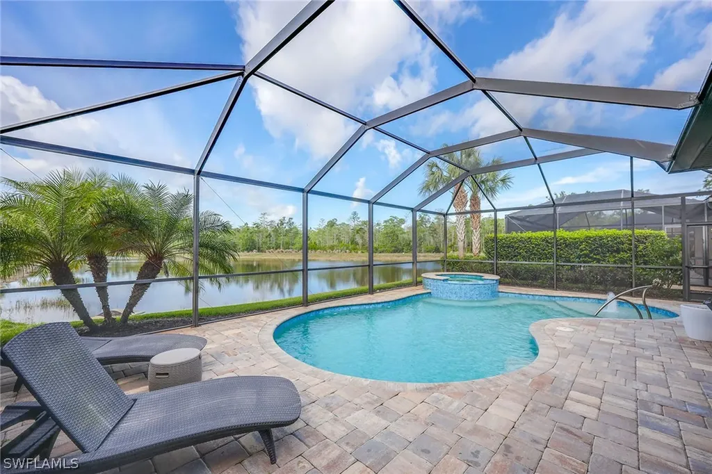 7420 Winding Cypress Drive Naples FL 34114