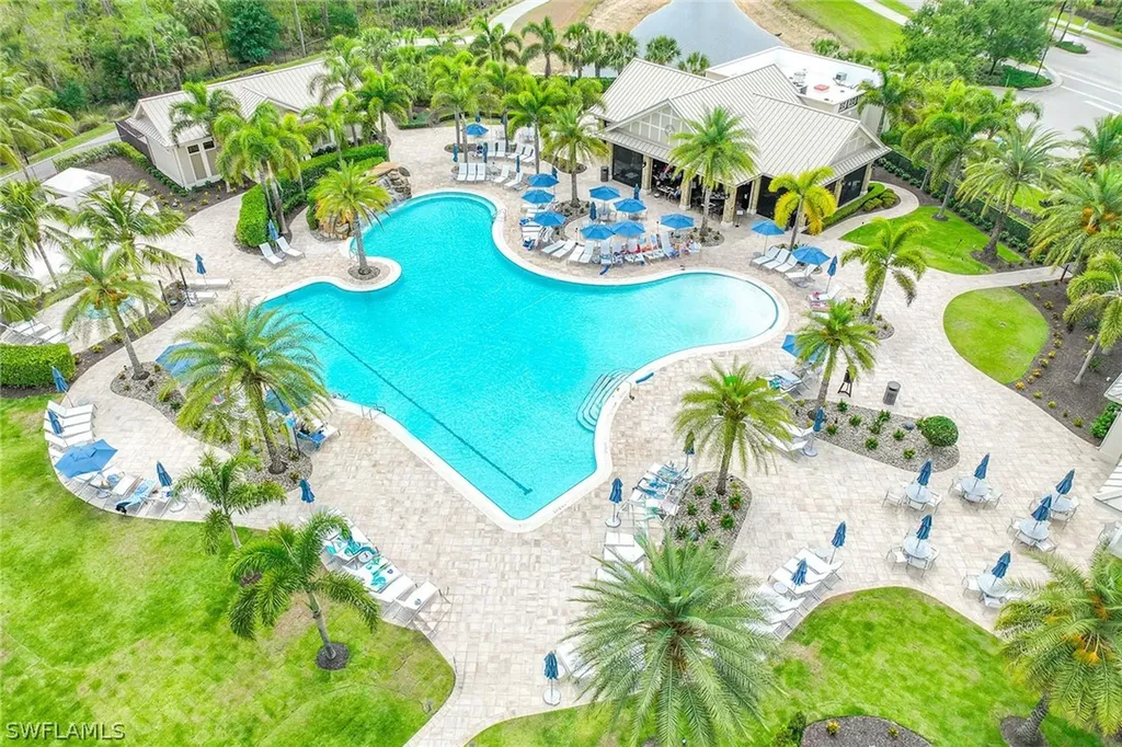 7420 Winding Cypress Drive Naples FL 34114