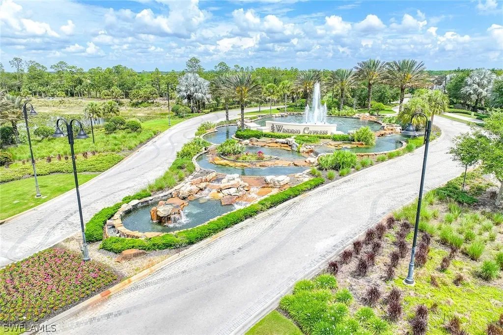 7420 Winding Cypress Drive Naples FL 34114