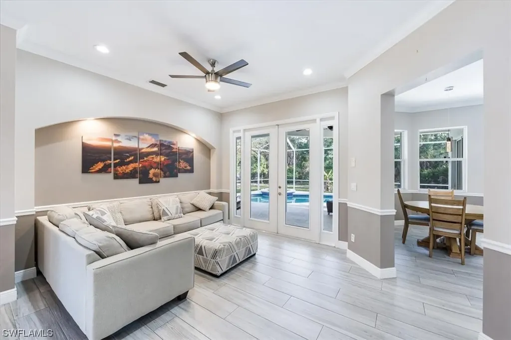 1260 20th Avenue NE Naples FL 34120