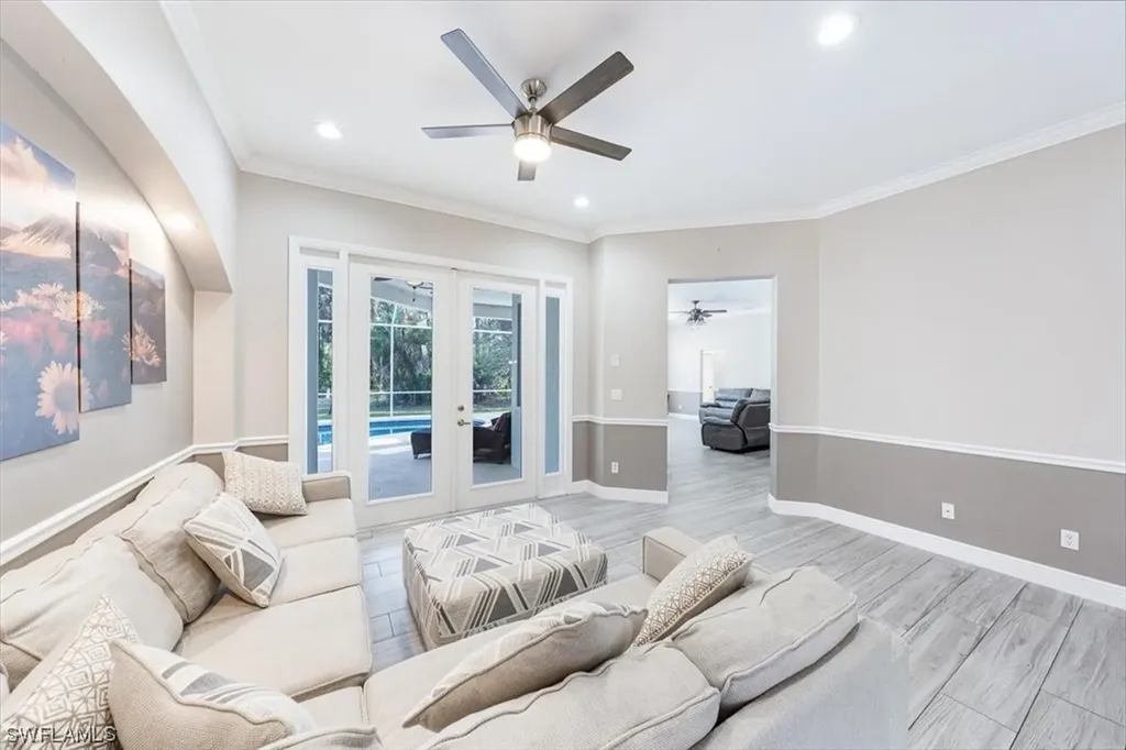 1260 20th Avenue NE Naples FL 34120
