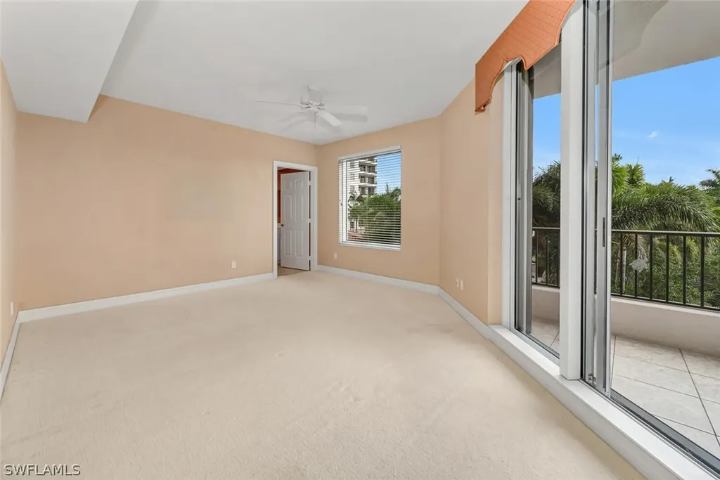 7575 Pelican Bay Boulevard Naples FL 34108
