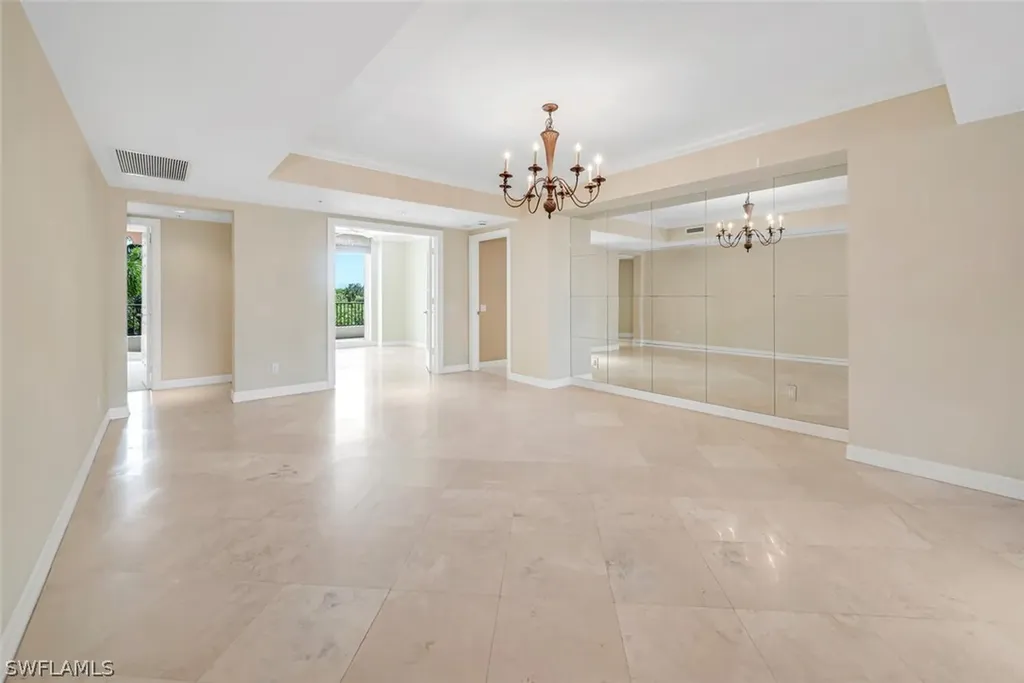 7575 Pelican Bay Boulevard Naples FL 34108