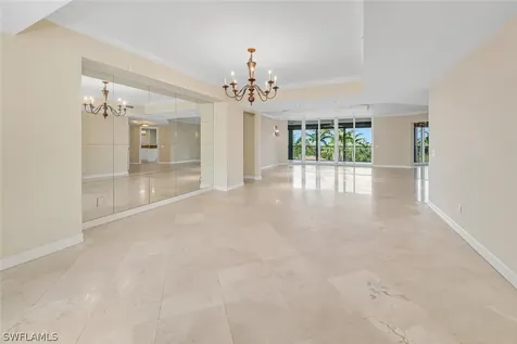 7575 Pelican Bay Boulevard Naples FL 34108