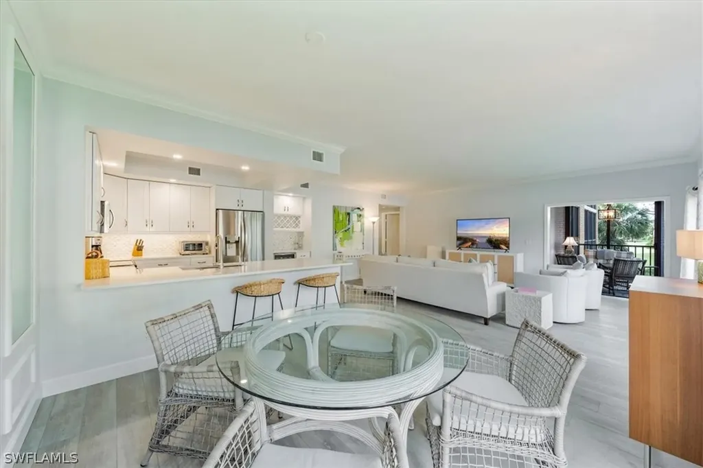 6770 Pelican Bay Boulevard Naples FL 34108