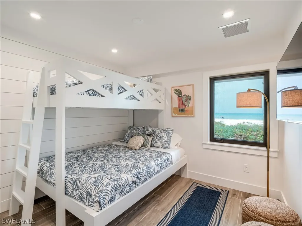 16 Beach Homes Captiva FL 33924