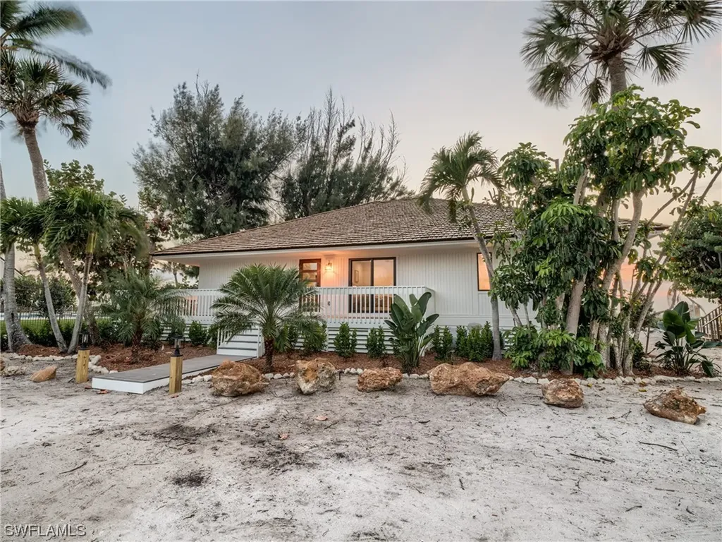 16 Beach Homes Captiva FL 33924