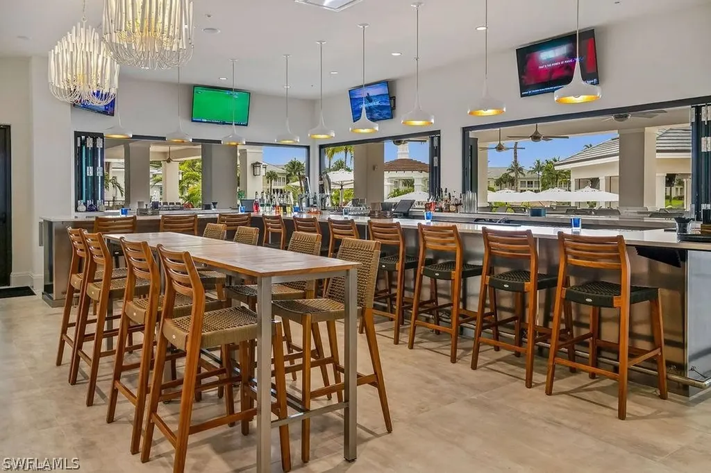 325 Dunes Boulevard Naples FL 34110