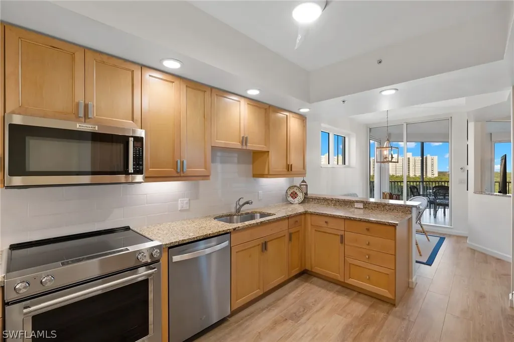 325 Dunes Boulevard Naples FL 34110