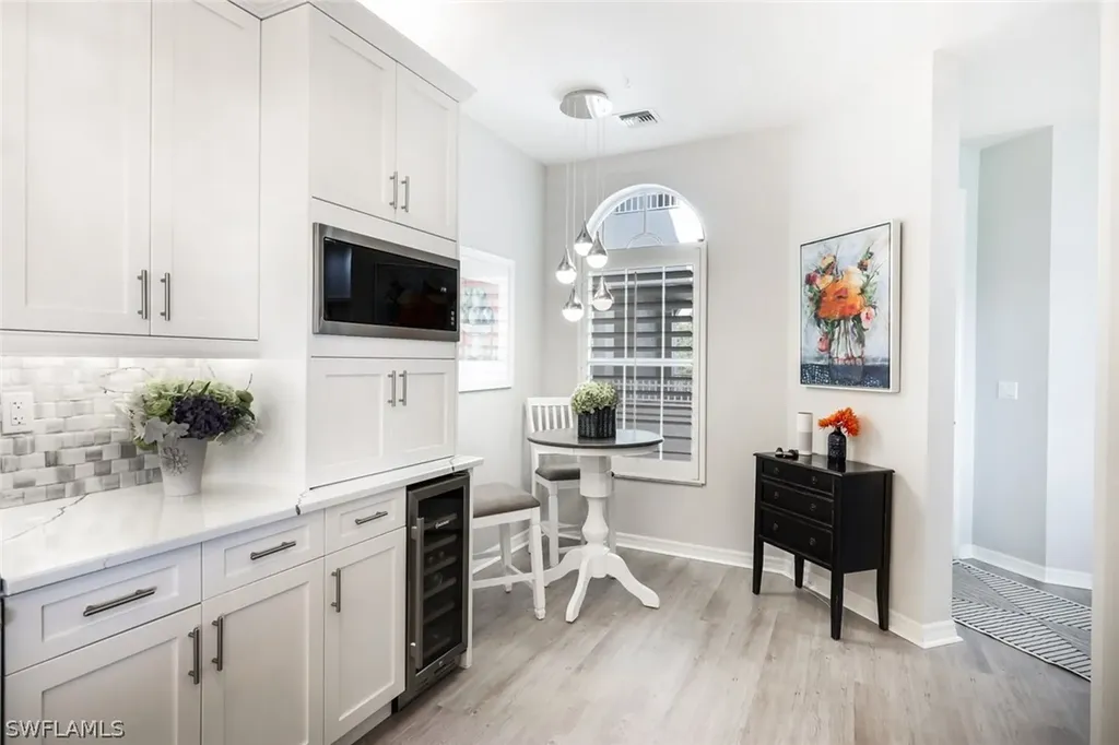 1600 Clermont Drive Naples FL 34109