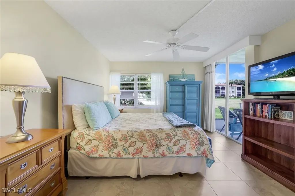 1087 Forest Lakes Drive Naples FL 34105