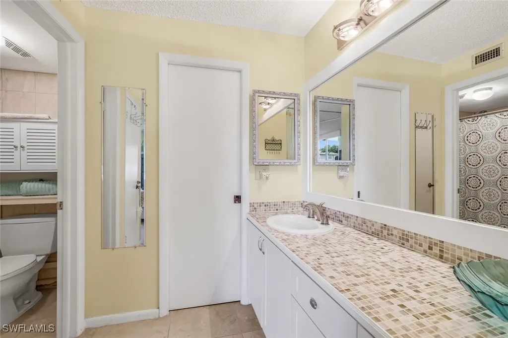 1087 Forest Lakes Drive Naples FL 34105