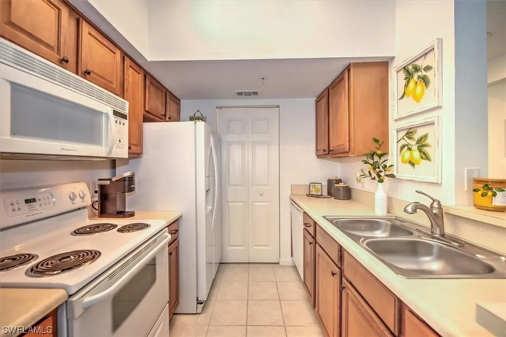 15590 Ocean Walk Circle Fort Myers FL 33908
