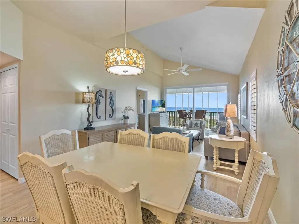 255 Periwinkle Way Sanibel FL 33957