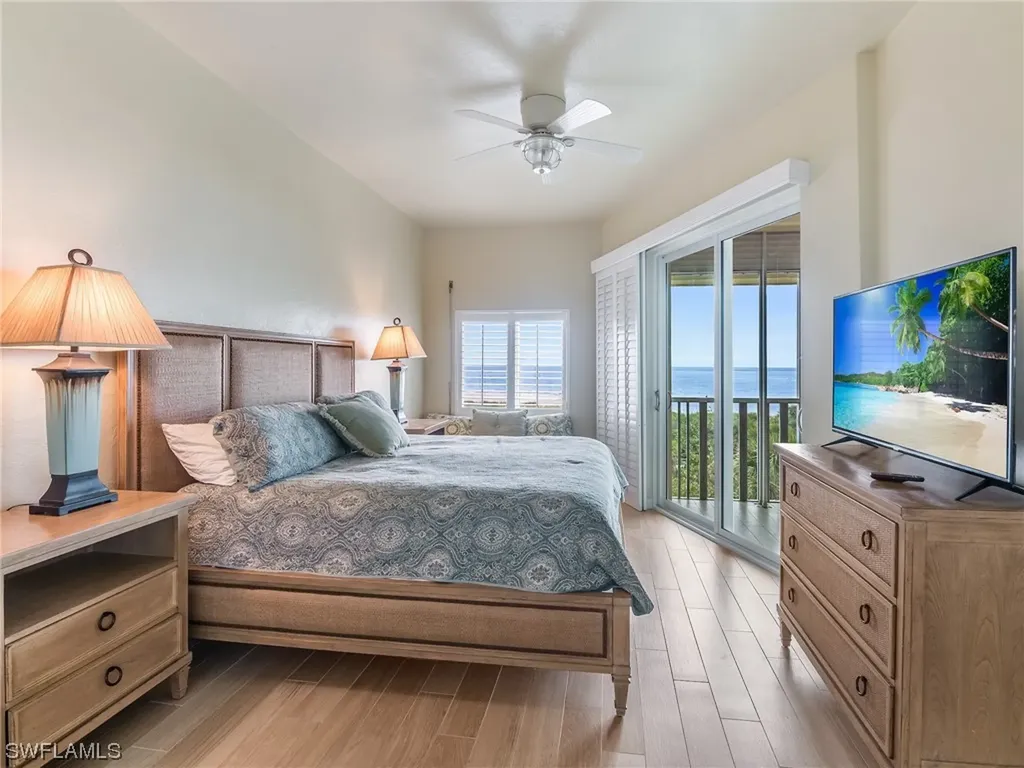 255 Periwinkle Way Sanibel FL 33957