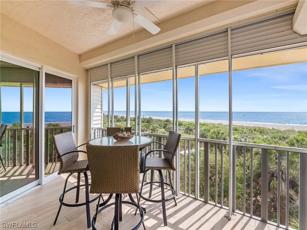 255 Periwinkle Way Sanibel FL 33957
