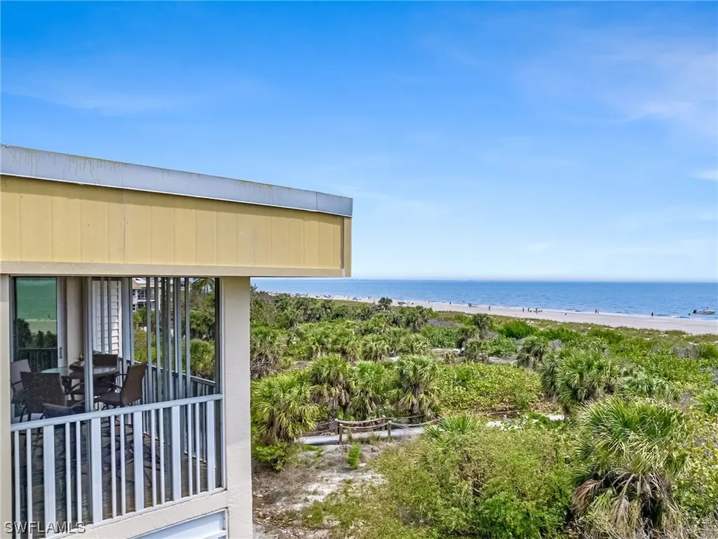255 Periwinkle Way Sanibel FL 33957