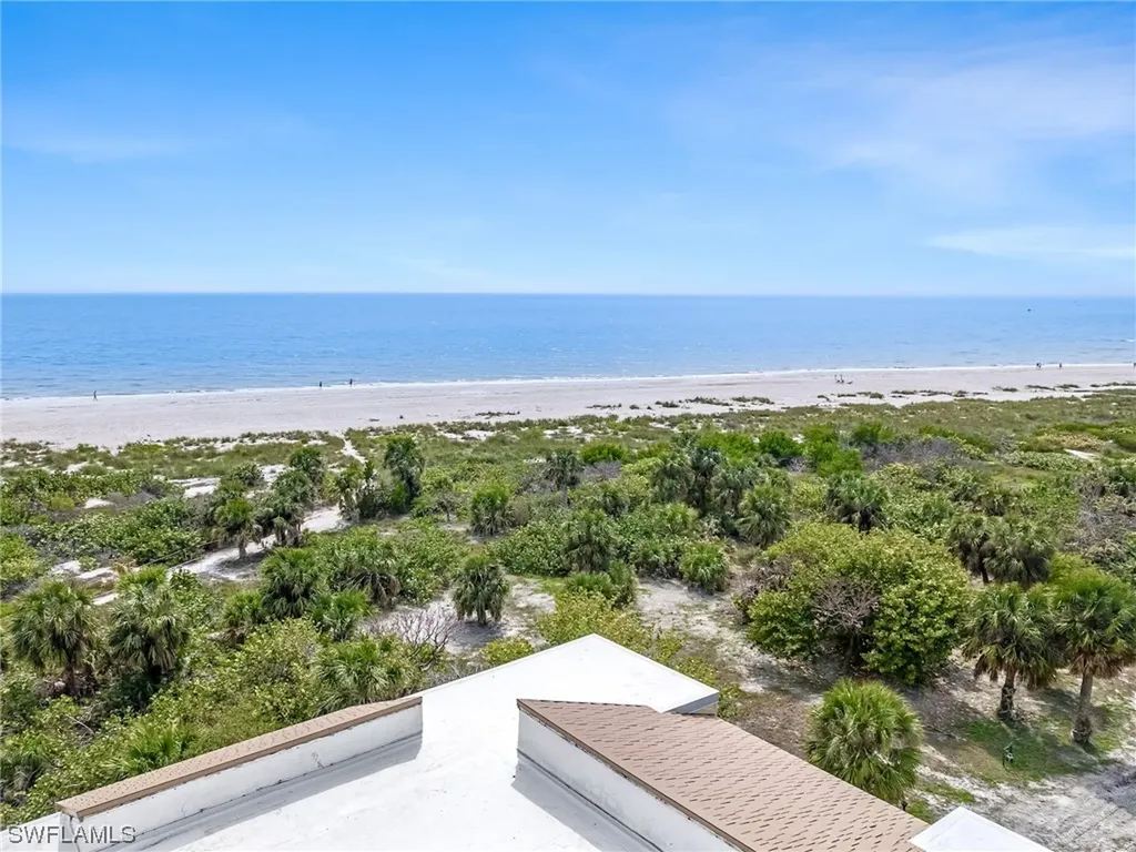 255 Periwinkle Way Sanibel FL 33957