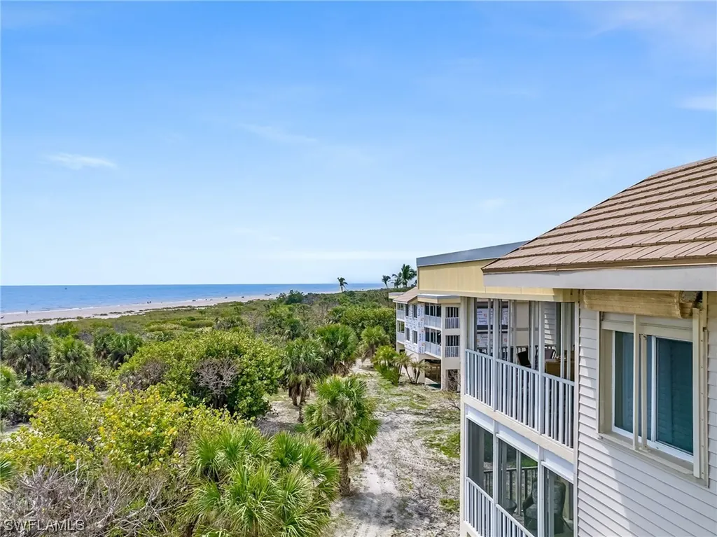 255 Periwinkle Way Sanibel FL 33957
