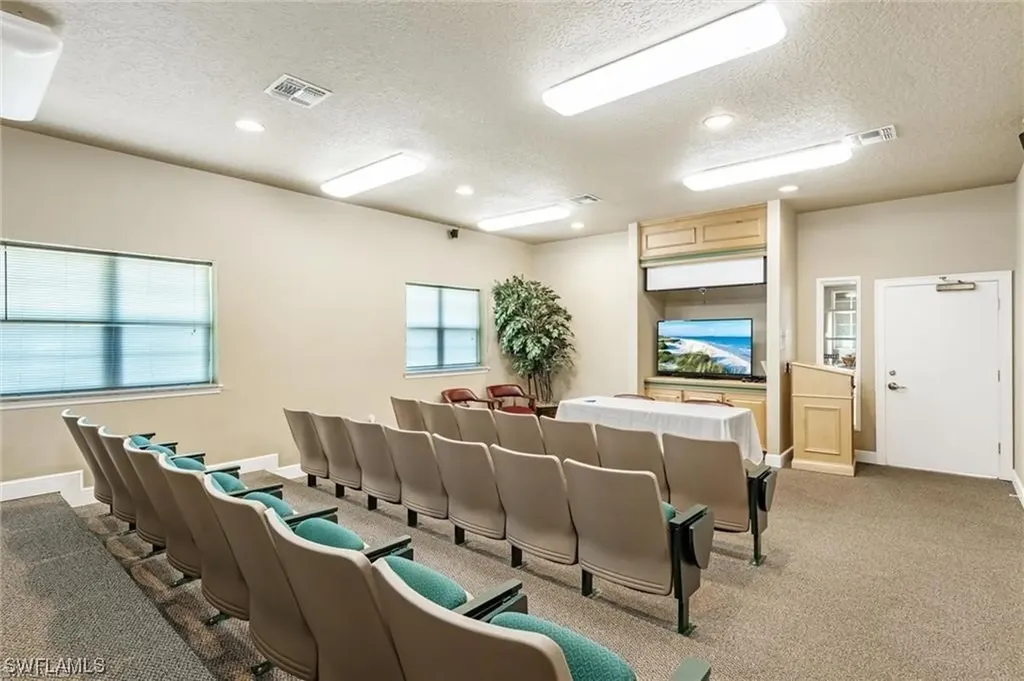 11490 Villa Grand Fort Myers FL 33913