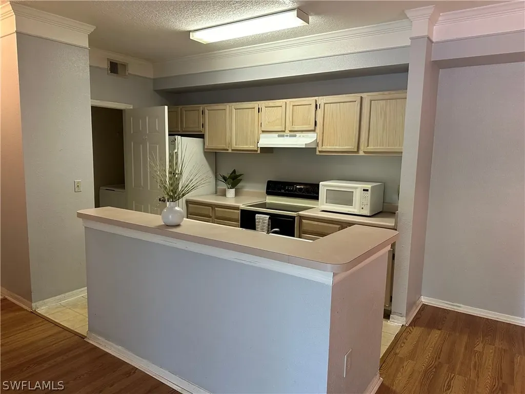 11490 Villa Grand Fort Myers FL 33913