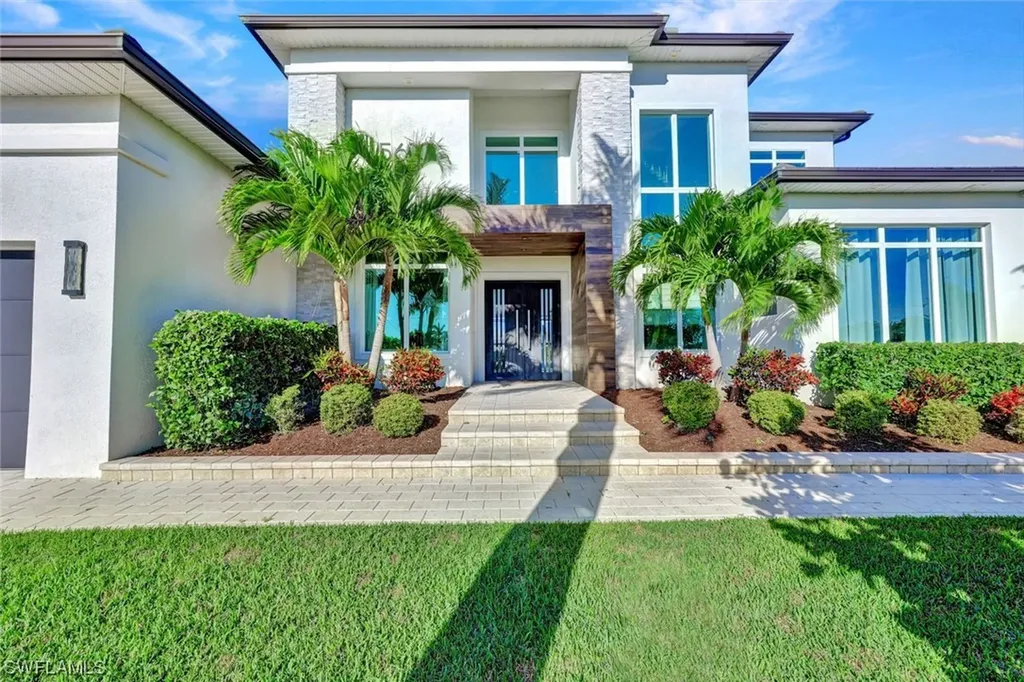 5610 De Soto Court Cape Coral FL 33904