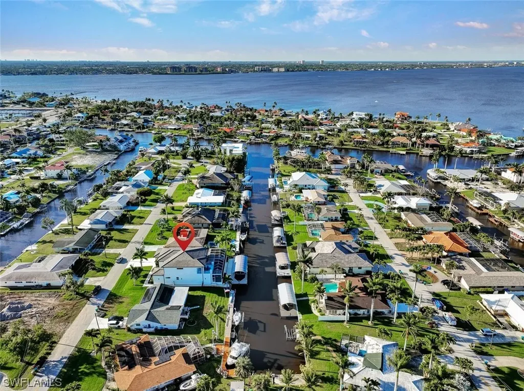 5610 De Soto Court Cape Coral FL 33904