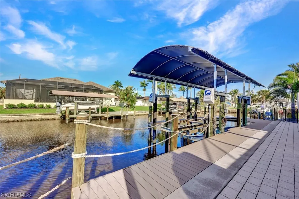 5610 De Soto Court Cape Coral FL 33904