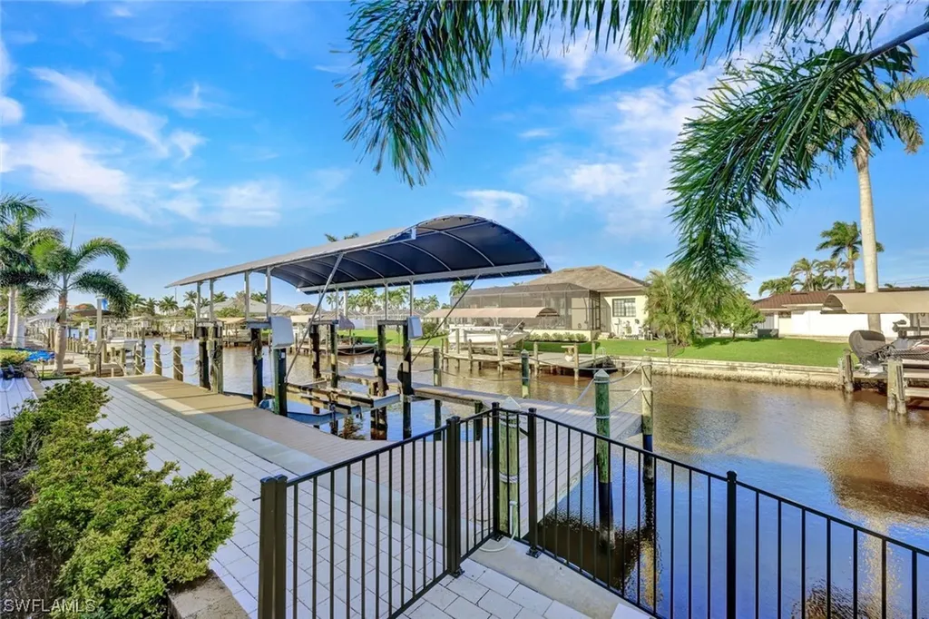 5610 De Soto Court Cape Coral FL 33904