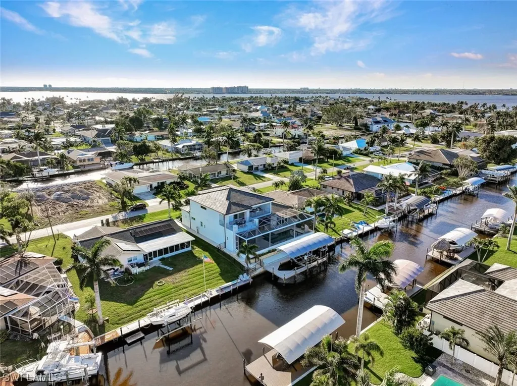 5610 De Soto Court Cape Coral FL 33904