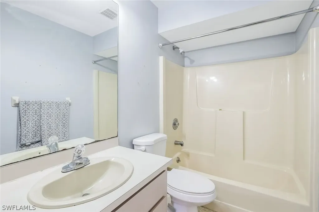 19060 Murcott Drive W Fort Myers FL 33967