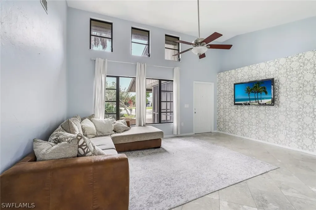 19060 Murcott Drive W Fort Myers FL 33967