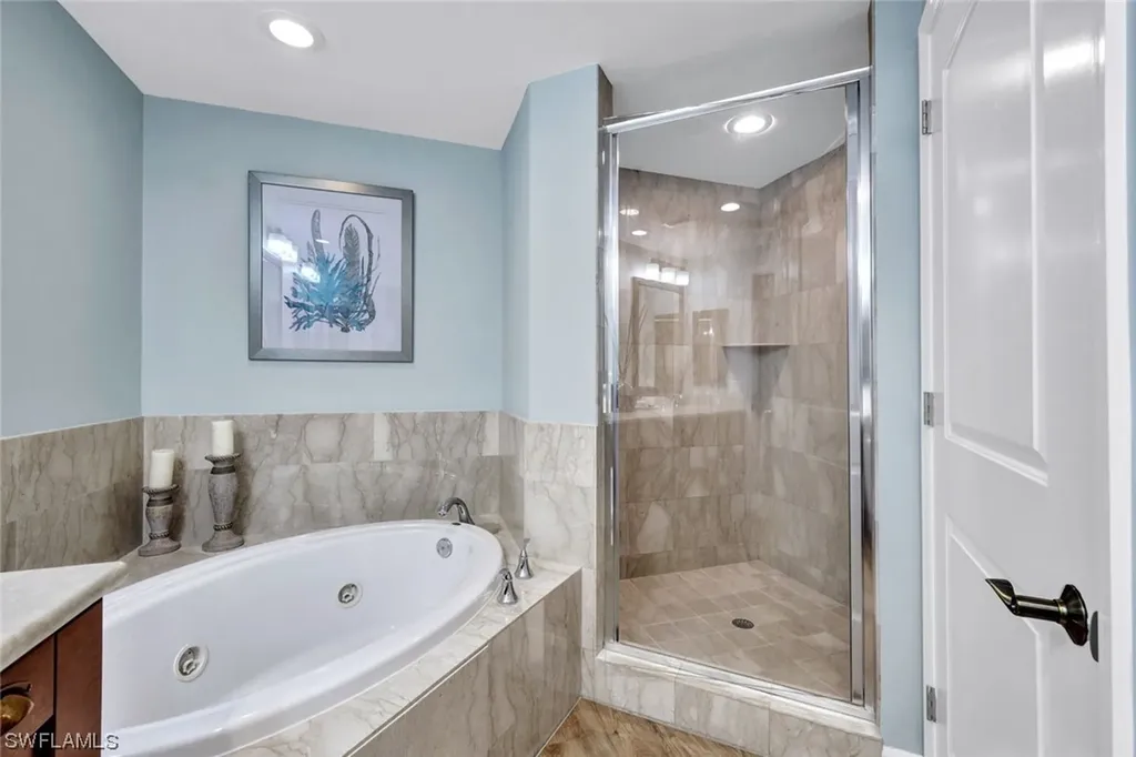 965 Sandpiper Street Naples FL 34102