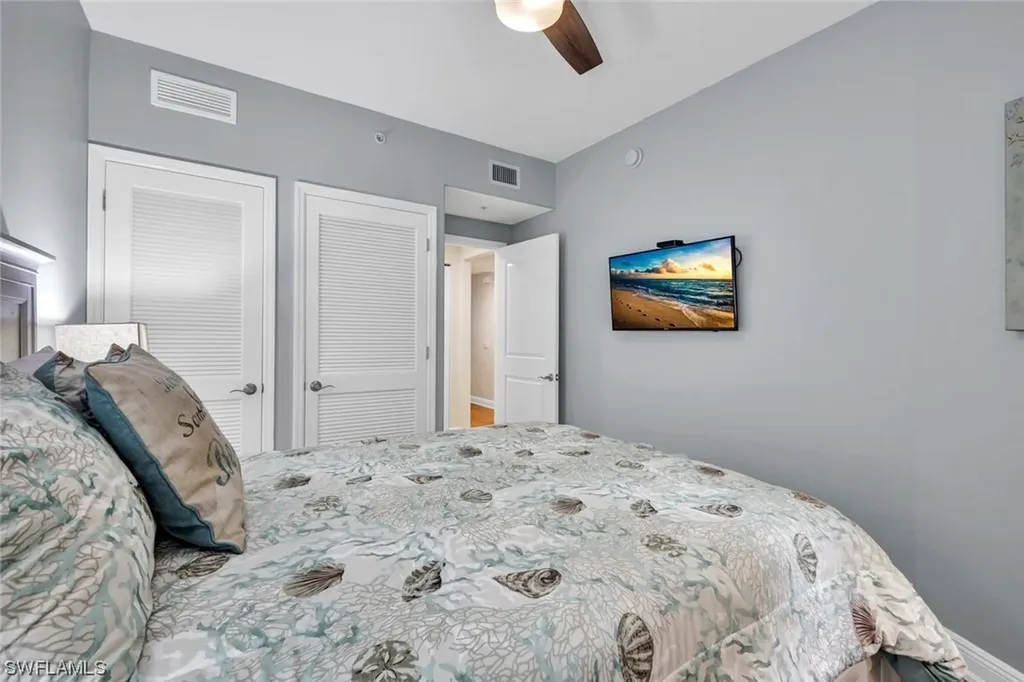 965 Sandpiper Street Naples FL 34102
