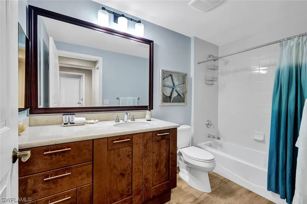 965 Sandpiper Street Naples FL 34102