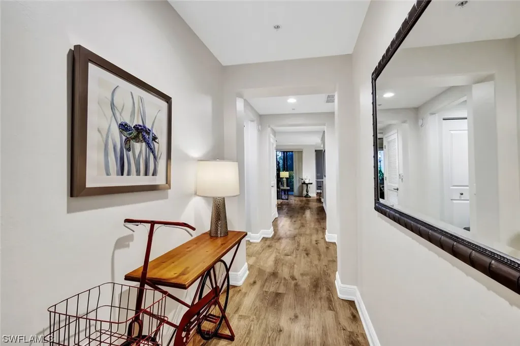 965 Sandpiper Street Naples FL 34102