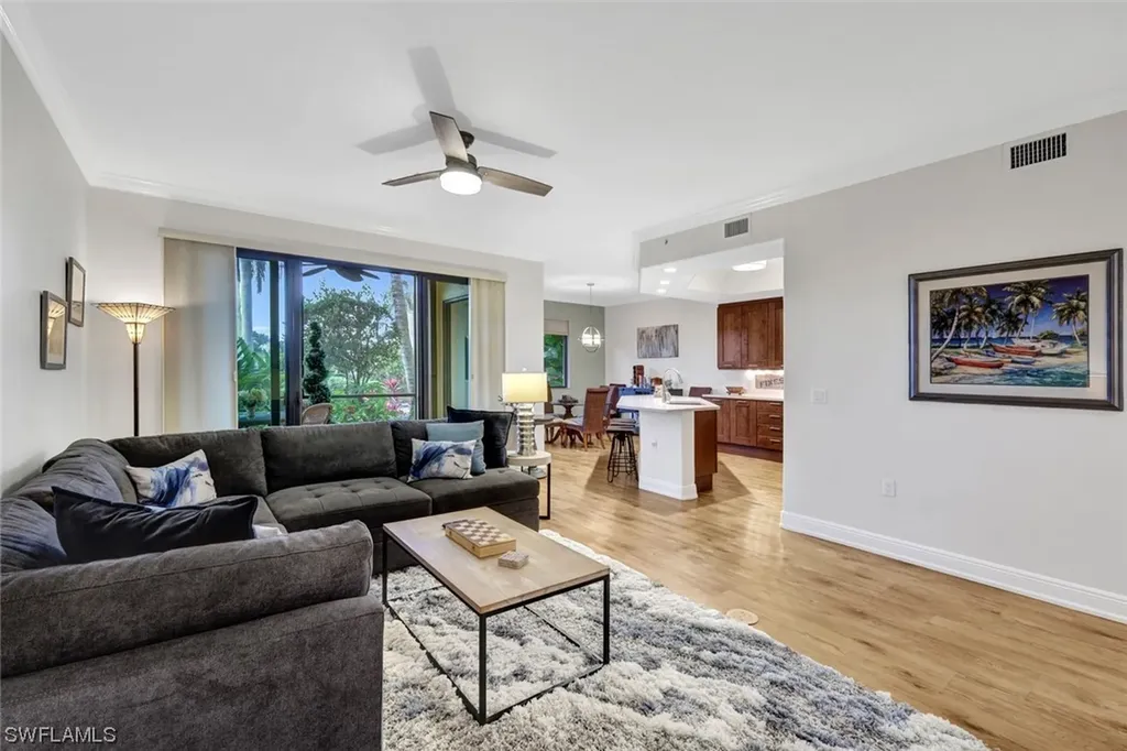 965 Sandpiper Street Naples FL 34102