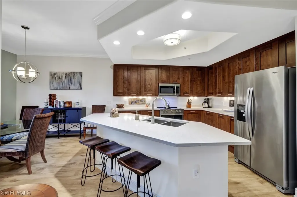 965 Sandpiper Street Naples FL 34102