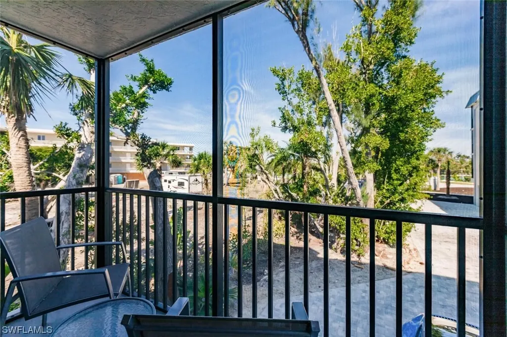 1191 Middle Gulf Drive Sanibel FL 33957