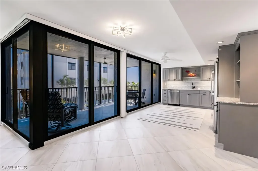 1191 Middle Gulf Drive Sanibel FL 33957