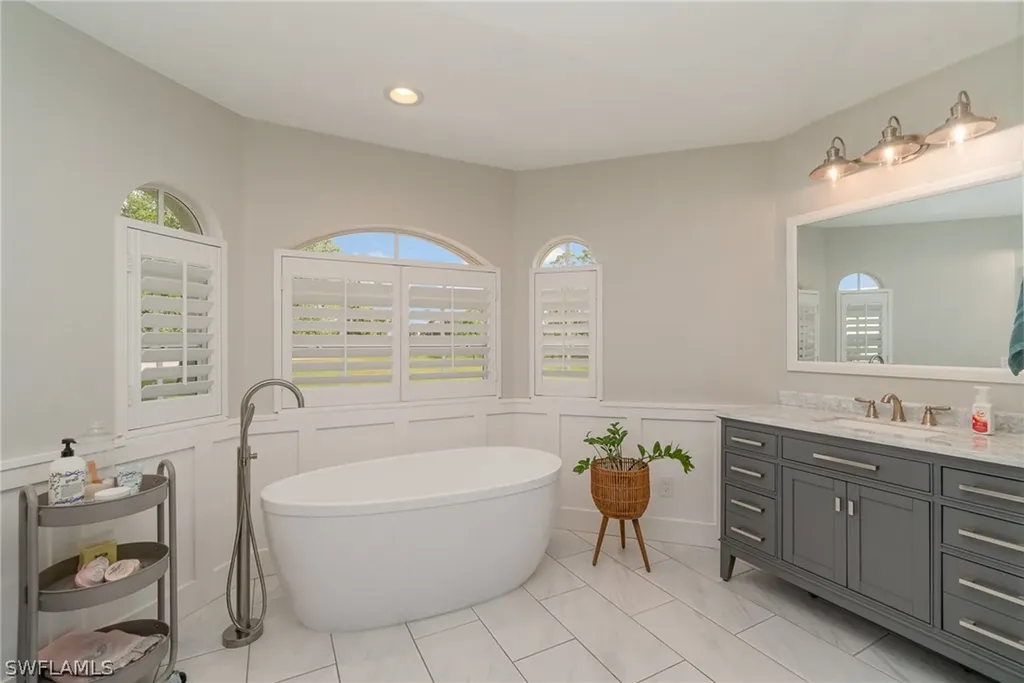 16950 River Estates Court Alva FL 33920