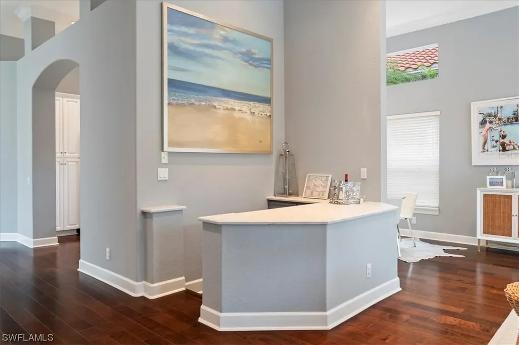 1467 Via Portofino Naples FL 34108