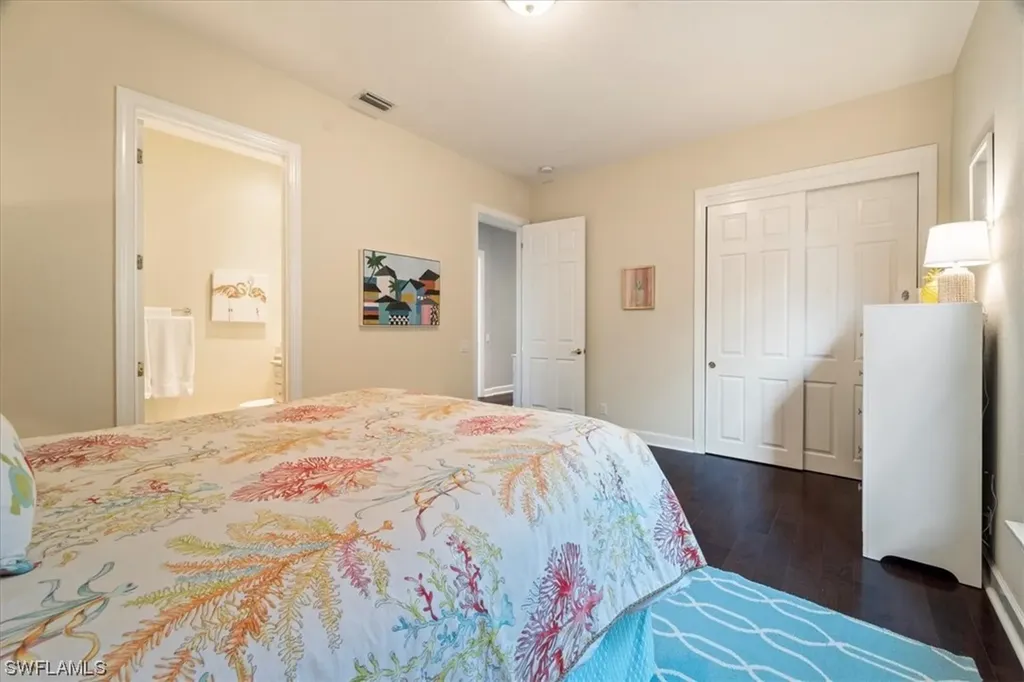 1467 Via Portofino Naples FL 34108