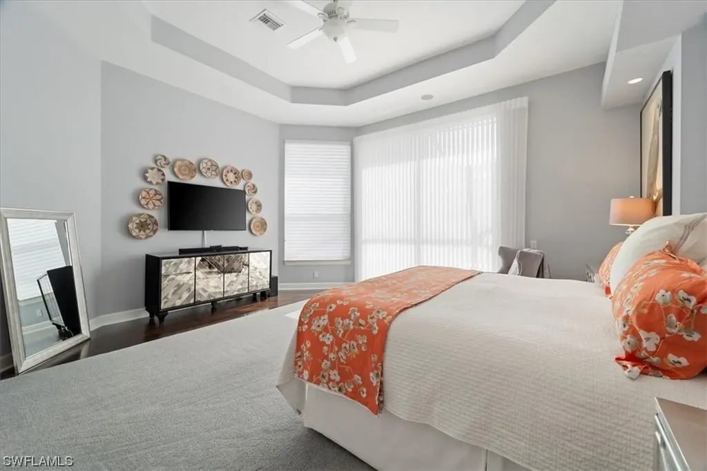 1467 Via Portofino Naples FL 34108